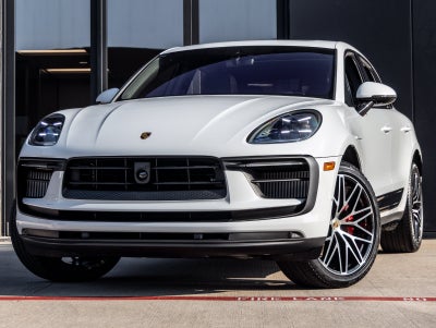 2026 Porsche Macan Macan S