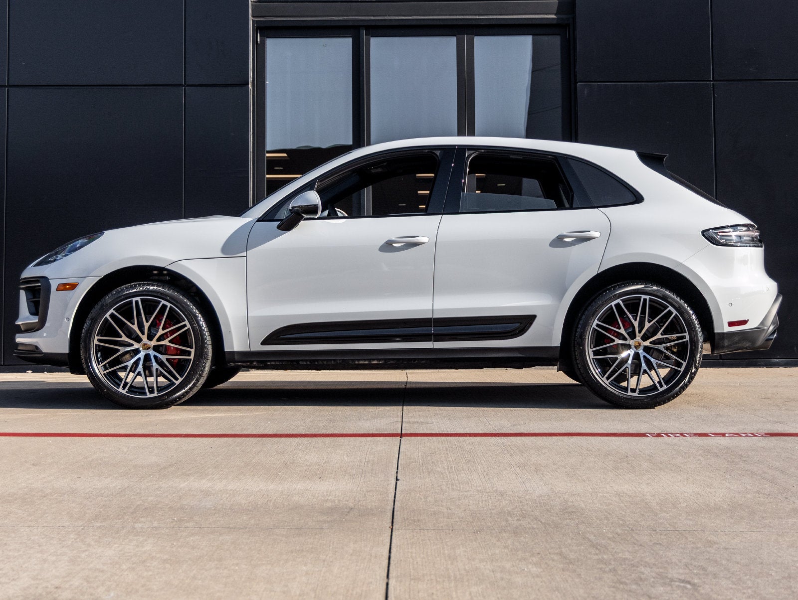 2026 Porsche Macan Macan S