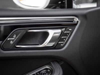 2026 Porsche Macan Macan S