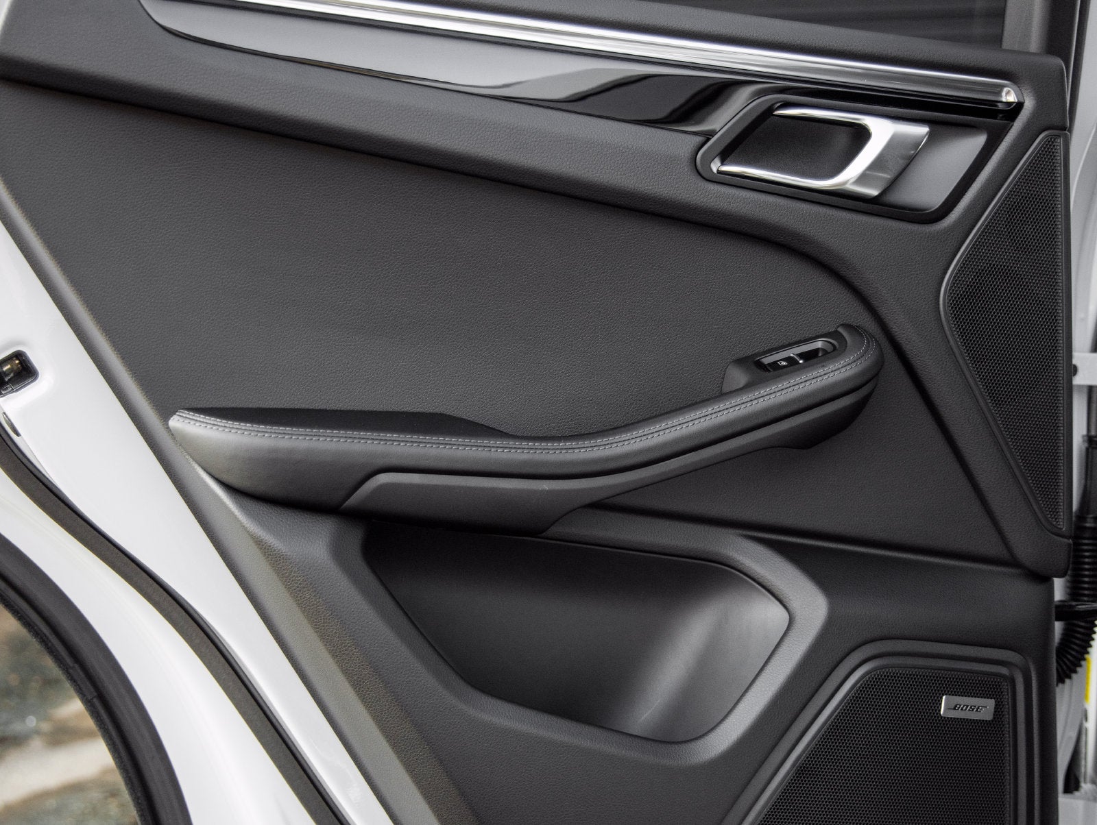 2026 Porsche Macan Macan S