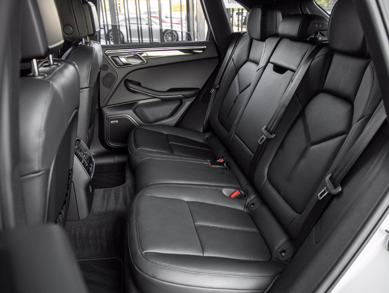 2026 Porsche Macan Macan S