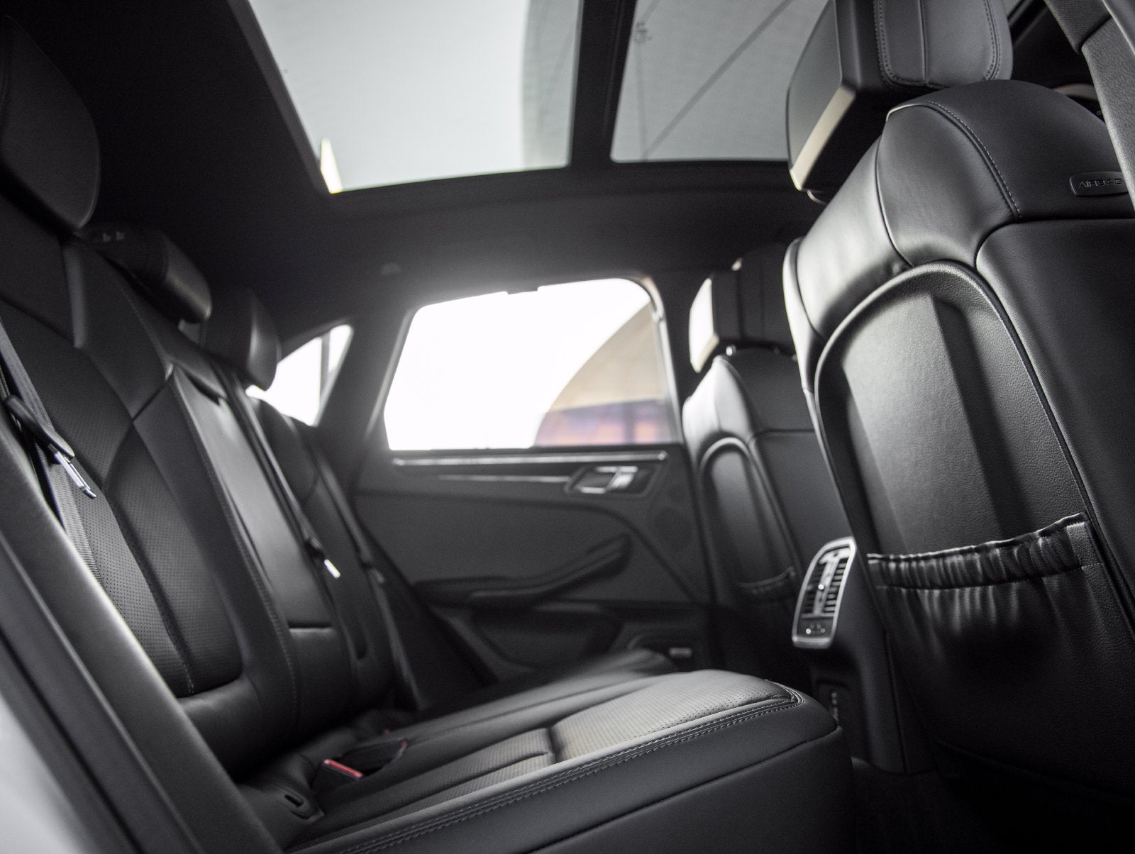 2026 Porsche Macan Macan S