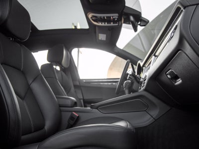 2026 Porsche Macan Macan S