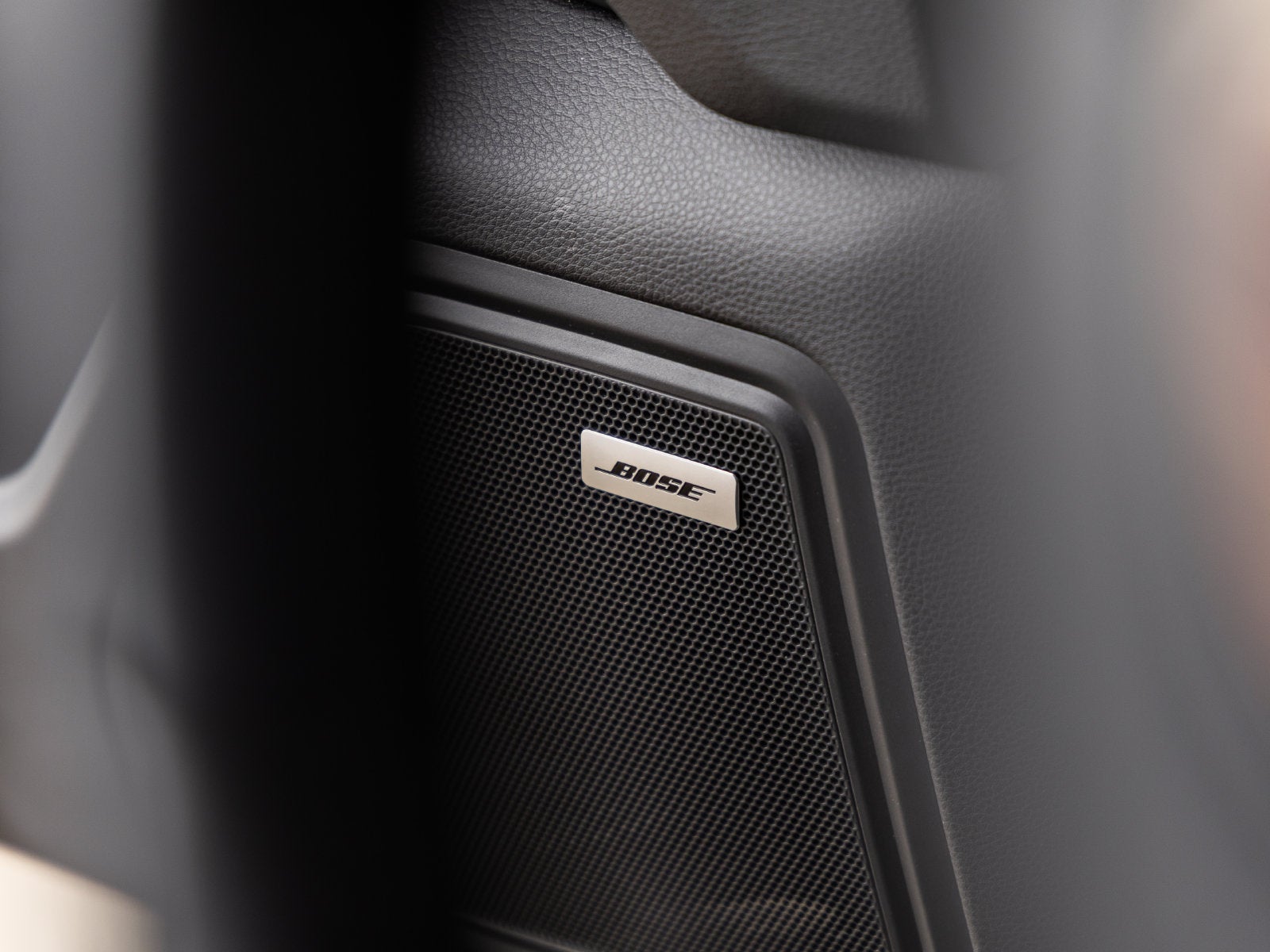 2022 Porsche Macan Macan S