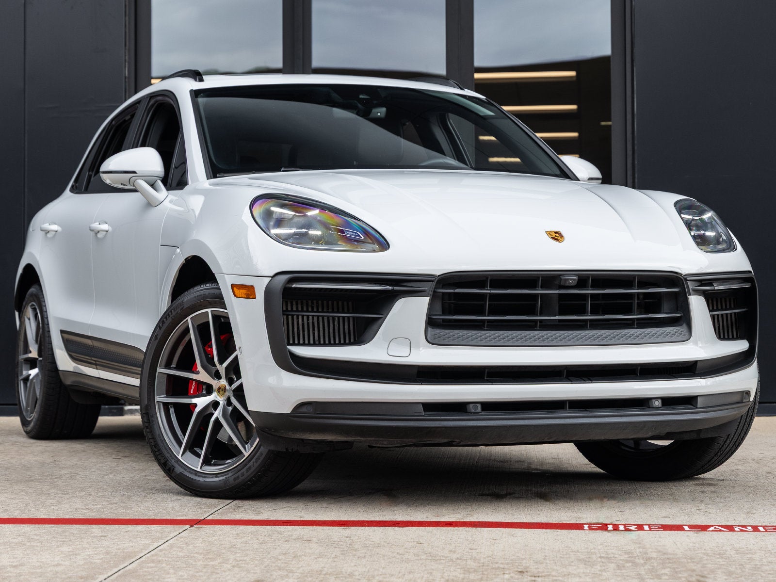 2022 Porsche Macan Macan S