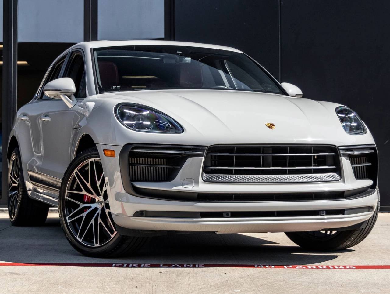 2022 Porsche Macan S