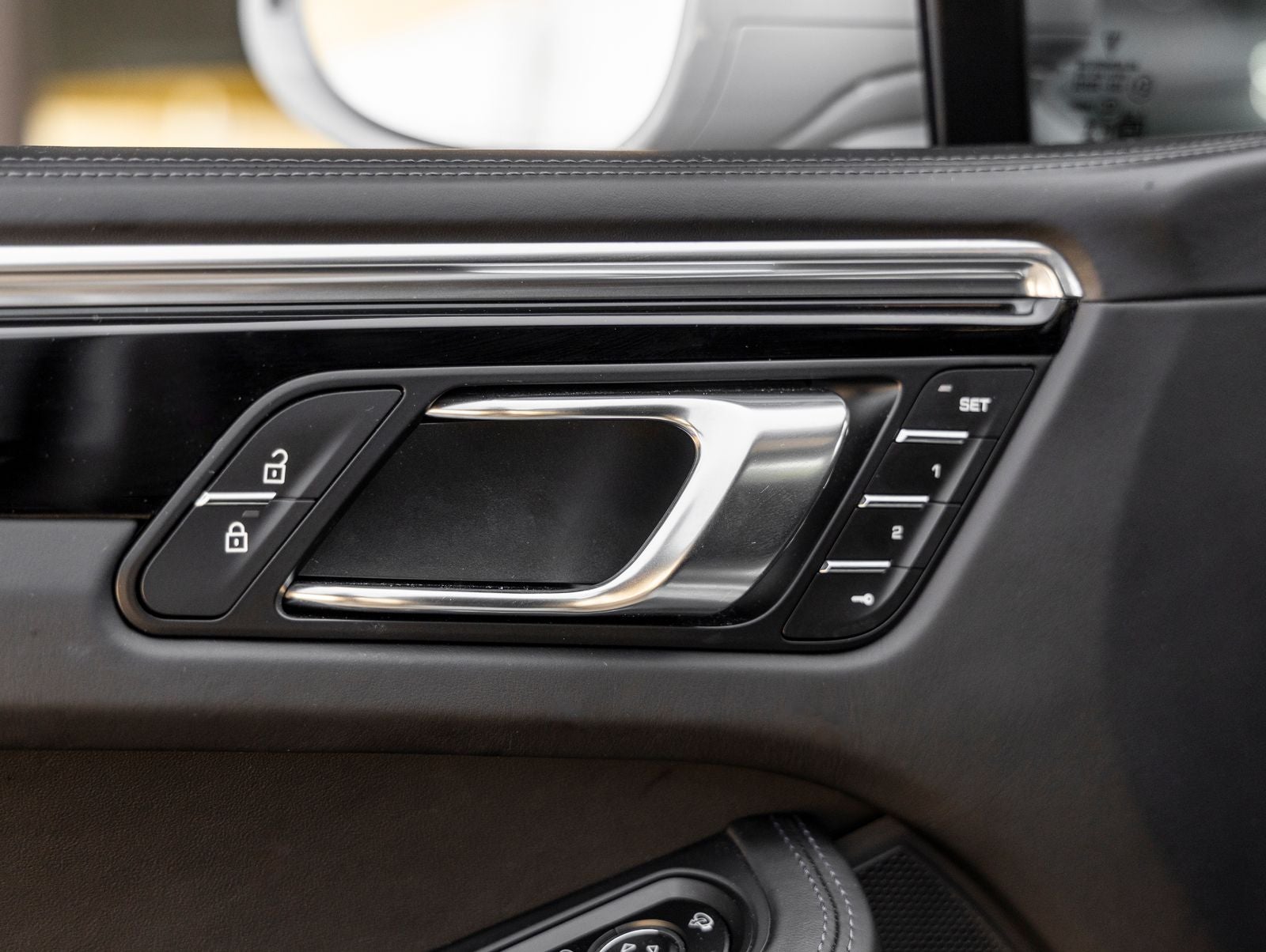 2025 Porsche Macan Macan S