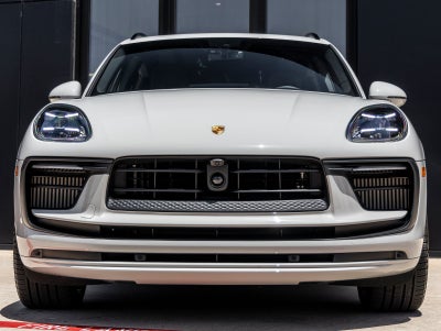 2025 Porsche Macan Macan S