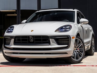 2025 Porsche Macan S