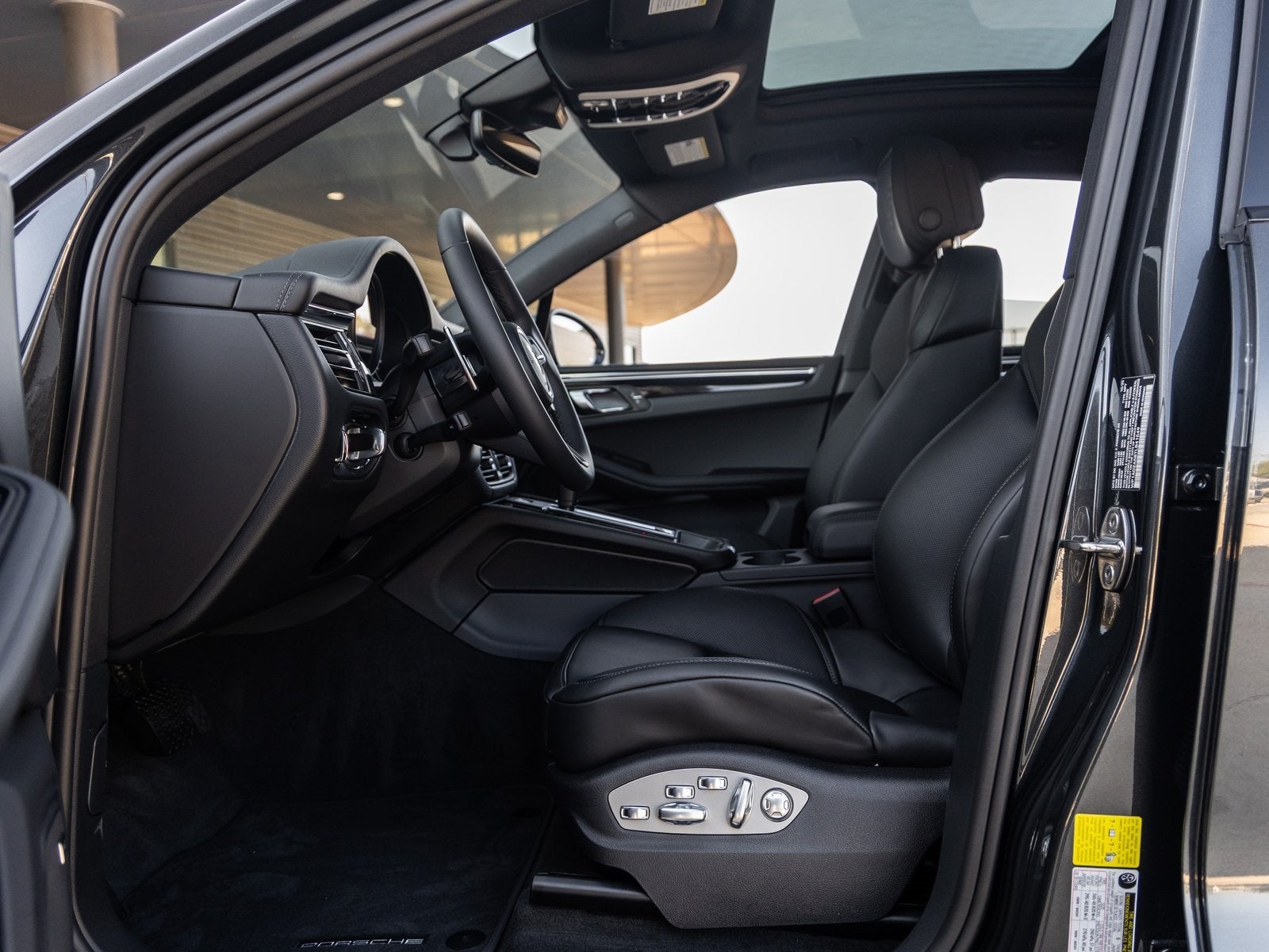 2026 Porsche Macan Macan S