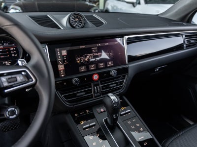 2026 Porsche Macan Macan S