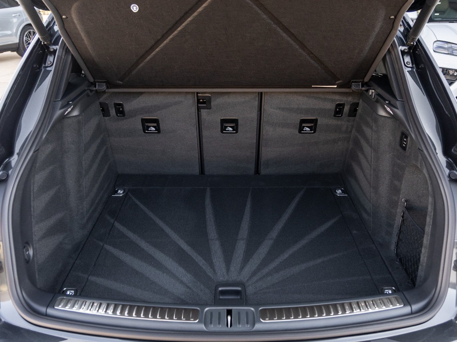 2026 Porsche Macan Macan S