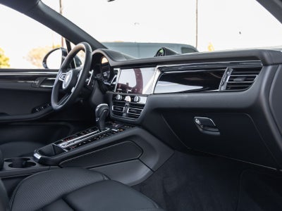 2026 Porsche Macan Macan S