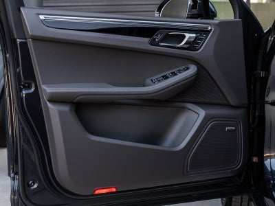 2026 Porsche Macan Macan S