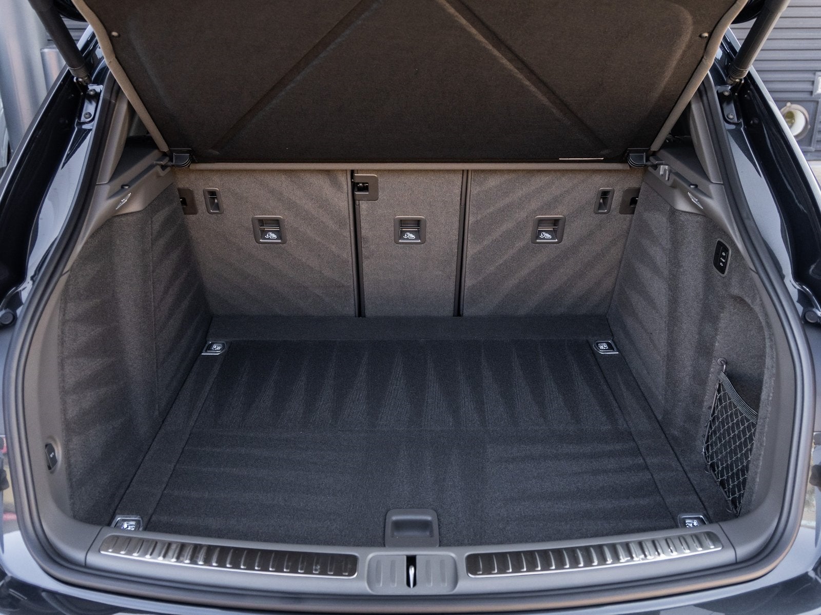 2026 Porsche Macan Macan S