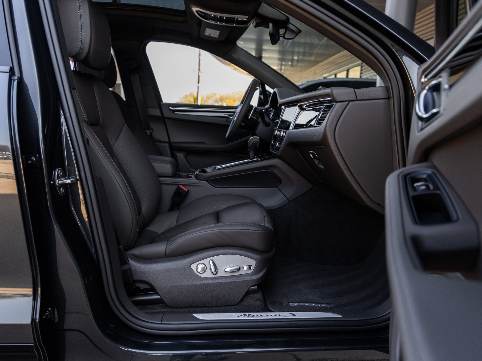 2026 Porsche Macan Macan S