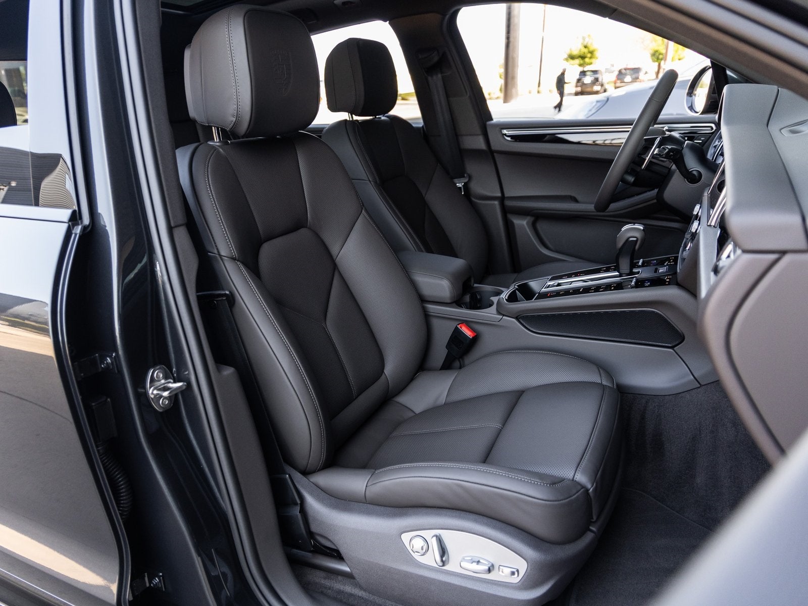 2026 Porsche Macan Macan S