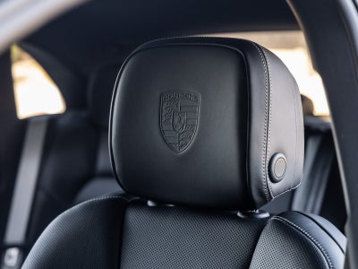 2026 Porsche Macan Macan S