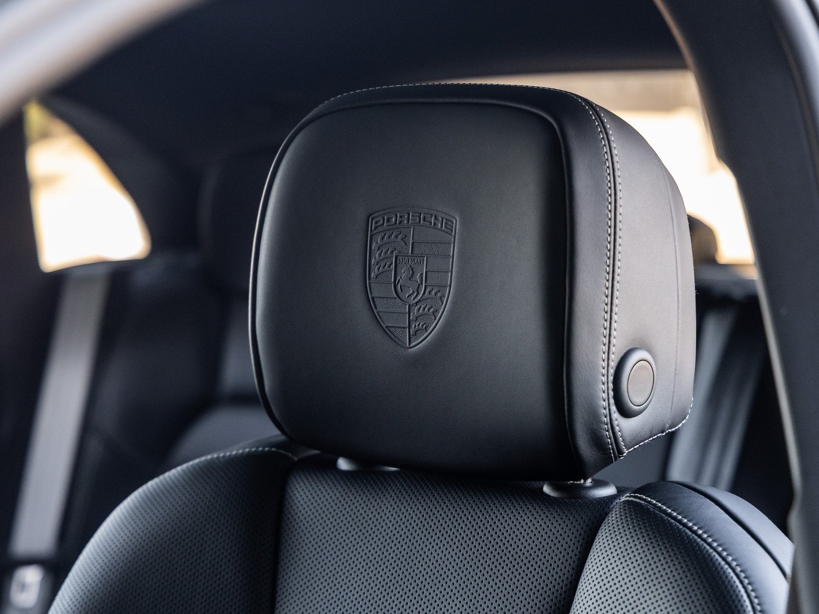 2026 Porsche Macan Macan S