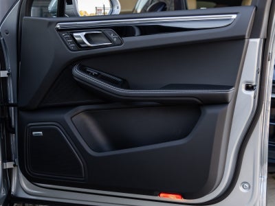 2026 Porsche Macan Macan S