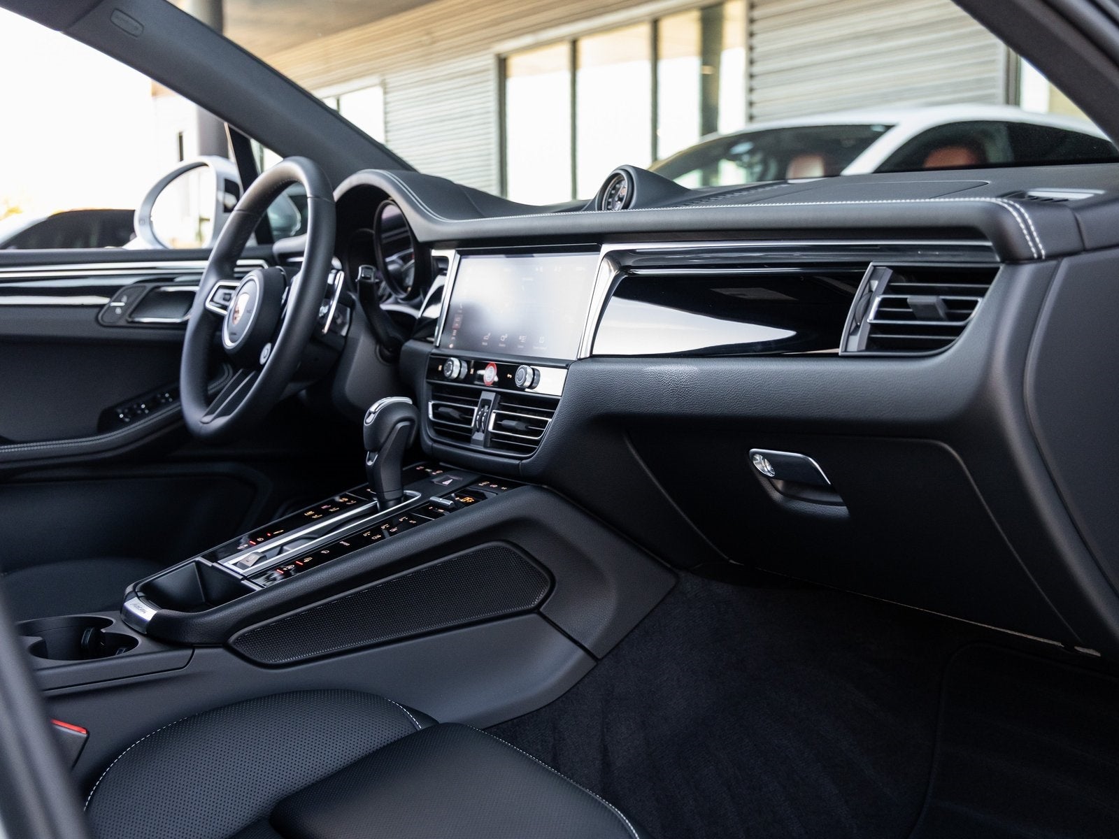 2026 Porsche Macan Macan S