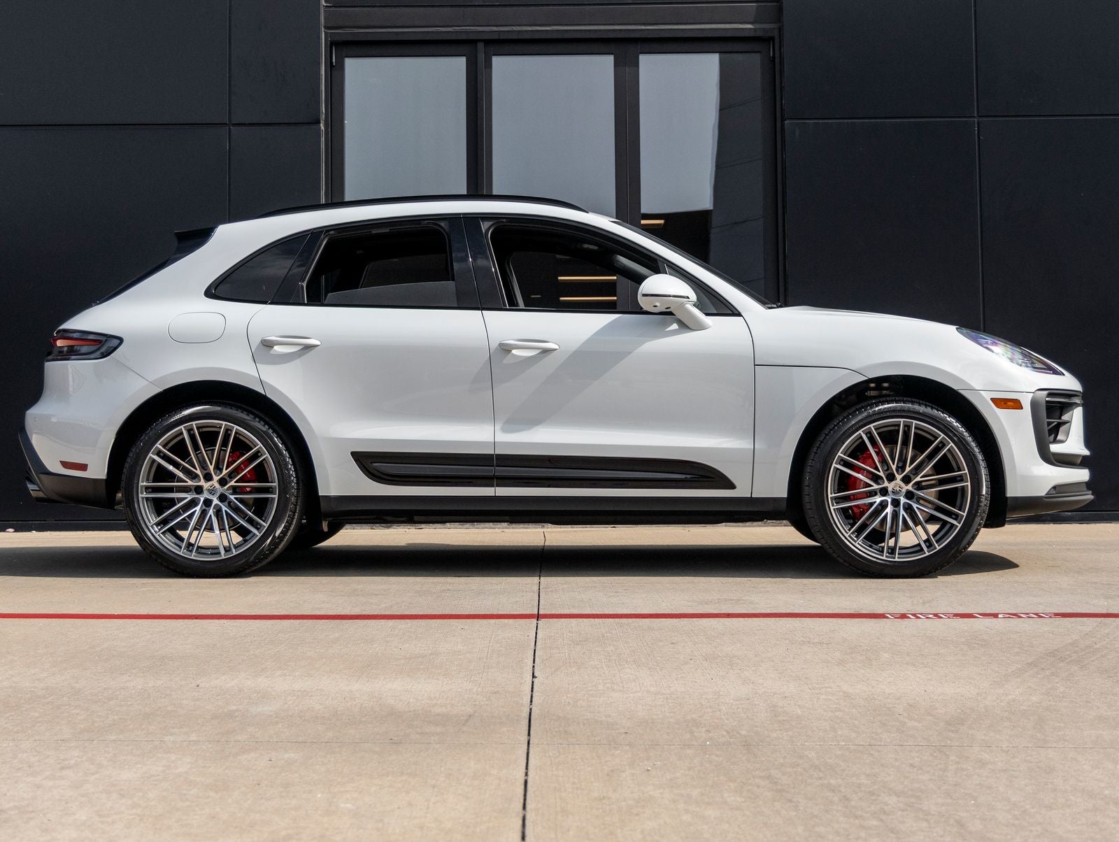 2026 Porsche Macan Macan S