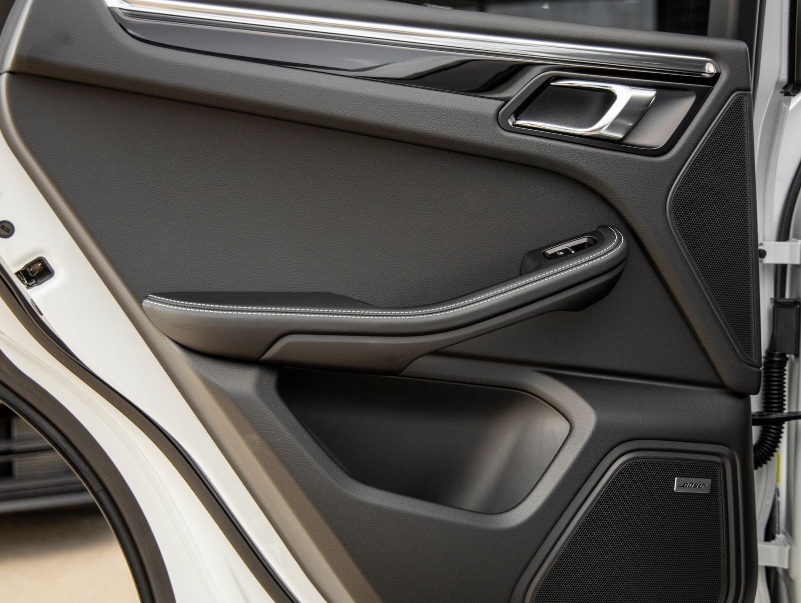 2026 Porsche Macan Macan S