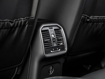 2026 Porsche Macan Macan S