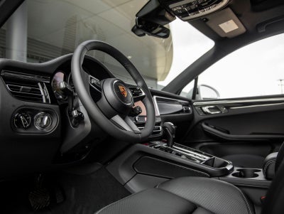 2026 Porsche Macan Macan S