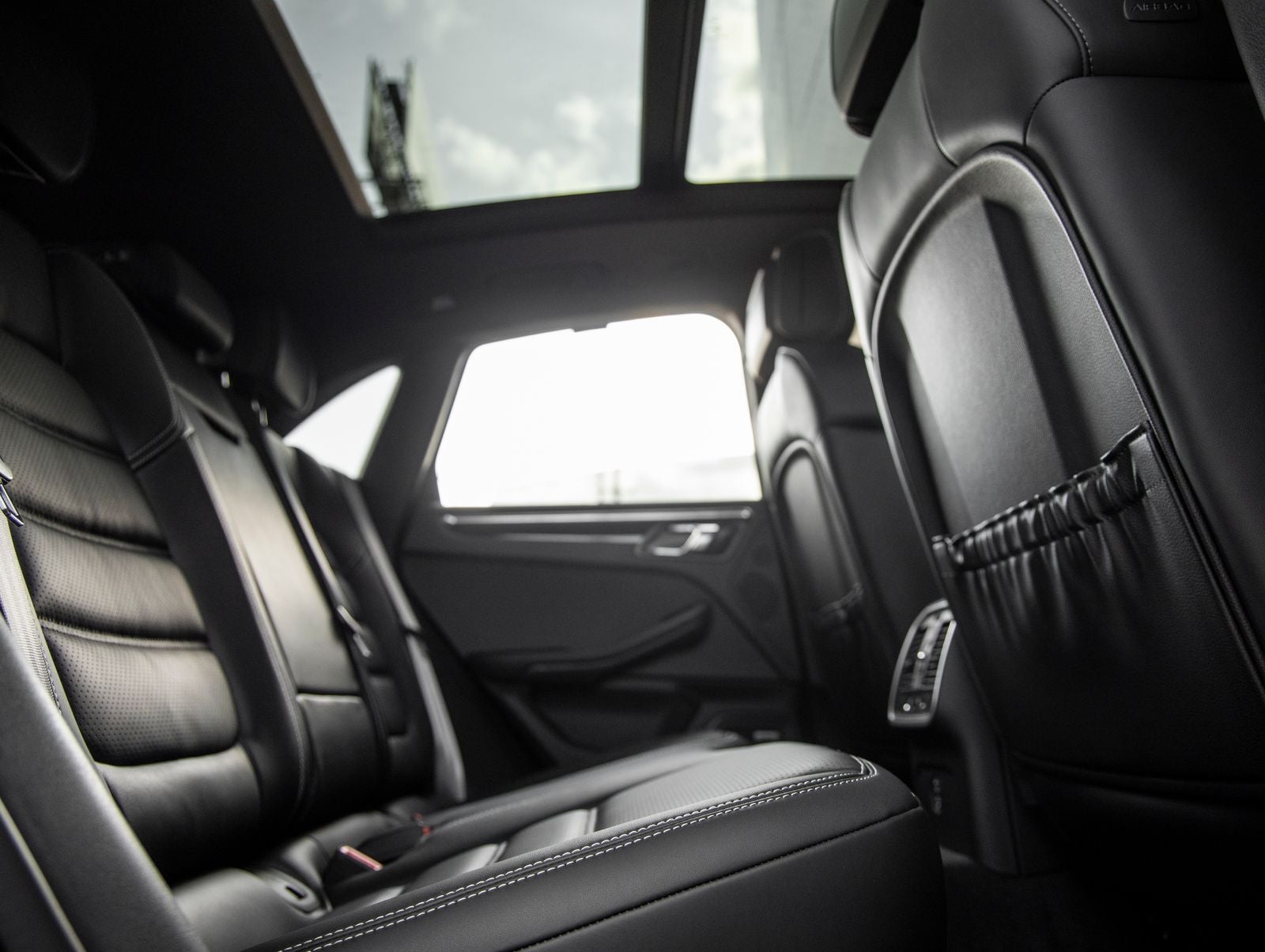 2026 Porsche Macan Macan S
