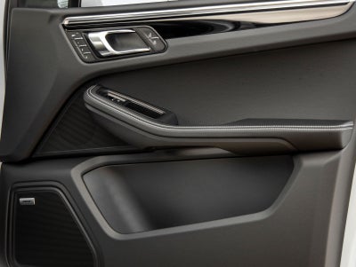 2026 Porsche Macan Macan S