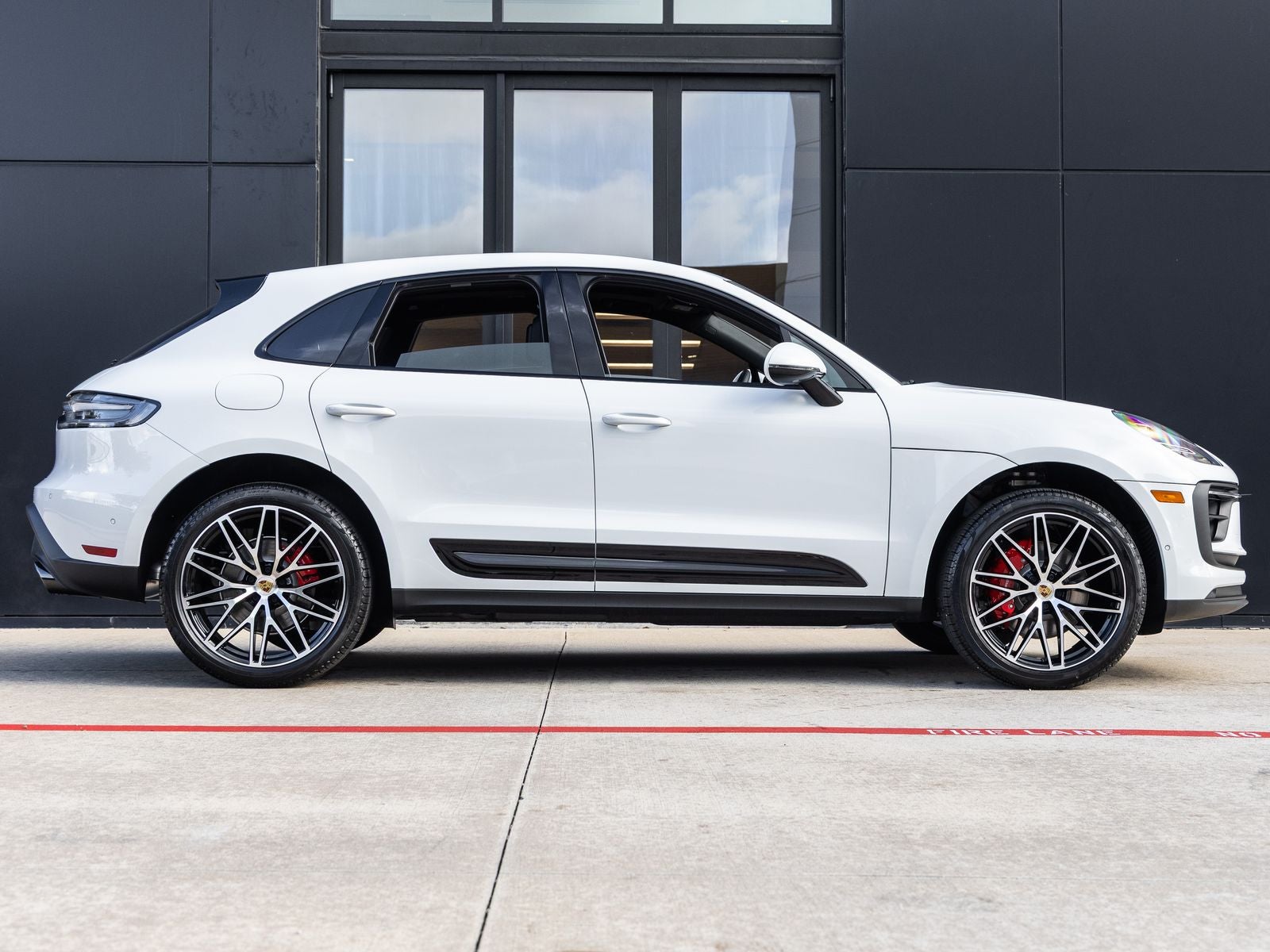 2026 Porsche Macan Macan S
