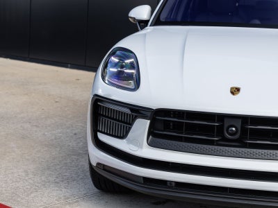 2026 Porsche Macan Macan S