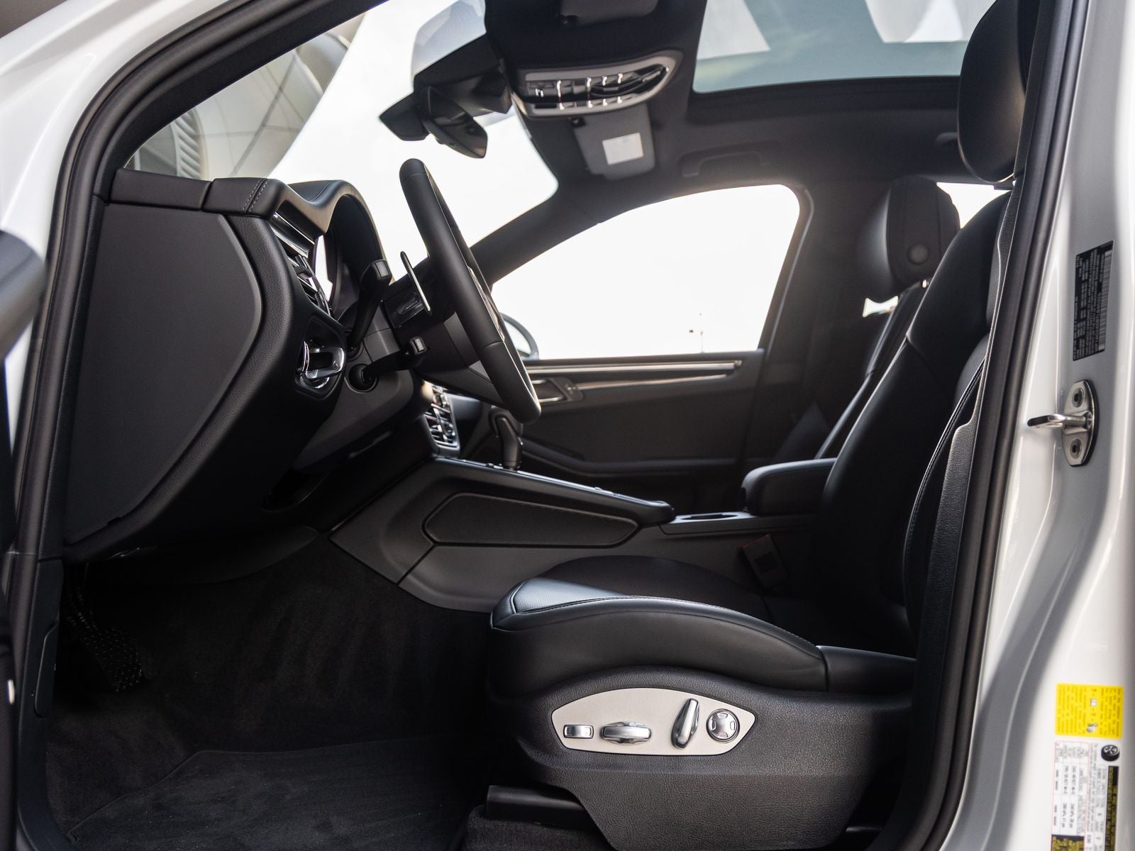 2026 Porsche Macan Macan S