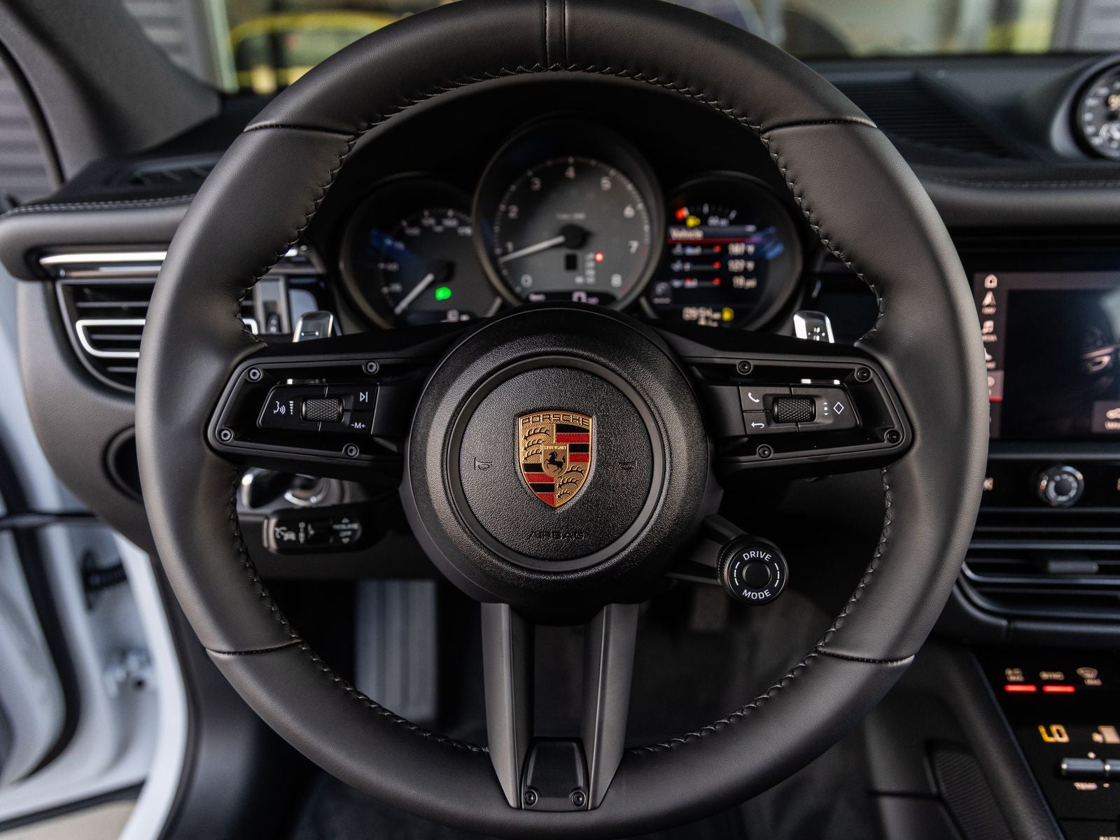 2026 Porsche Macan Macan S