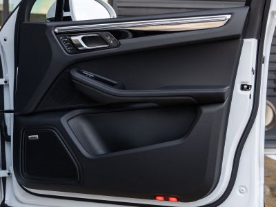 2026 Porsche Macan Macan S