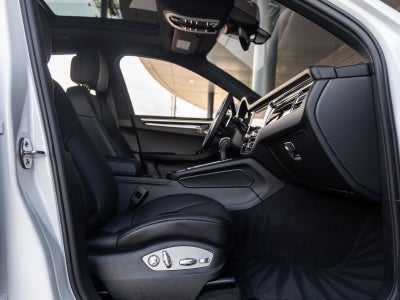2026 Porsche Macan Macan S