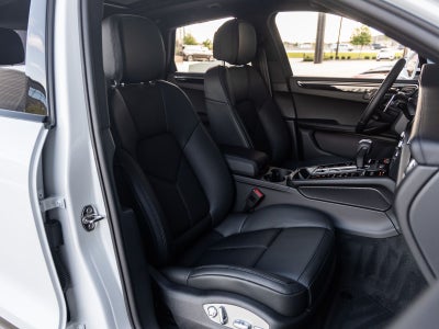 2026 Porsche Macan Macan S
