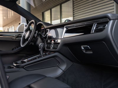 2026 Porsche Macan Macan S