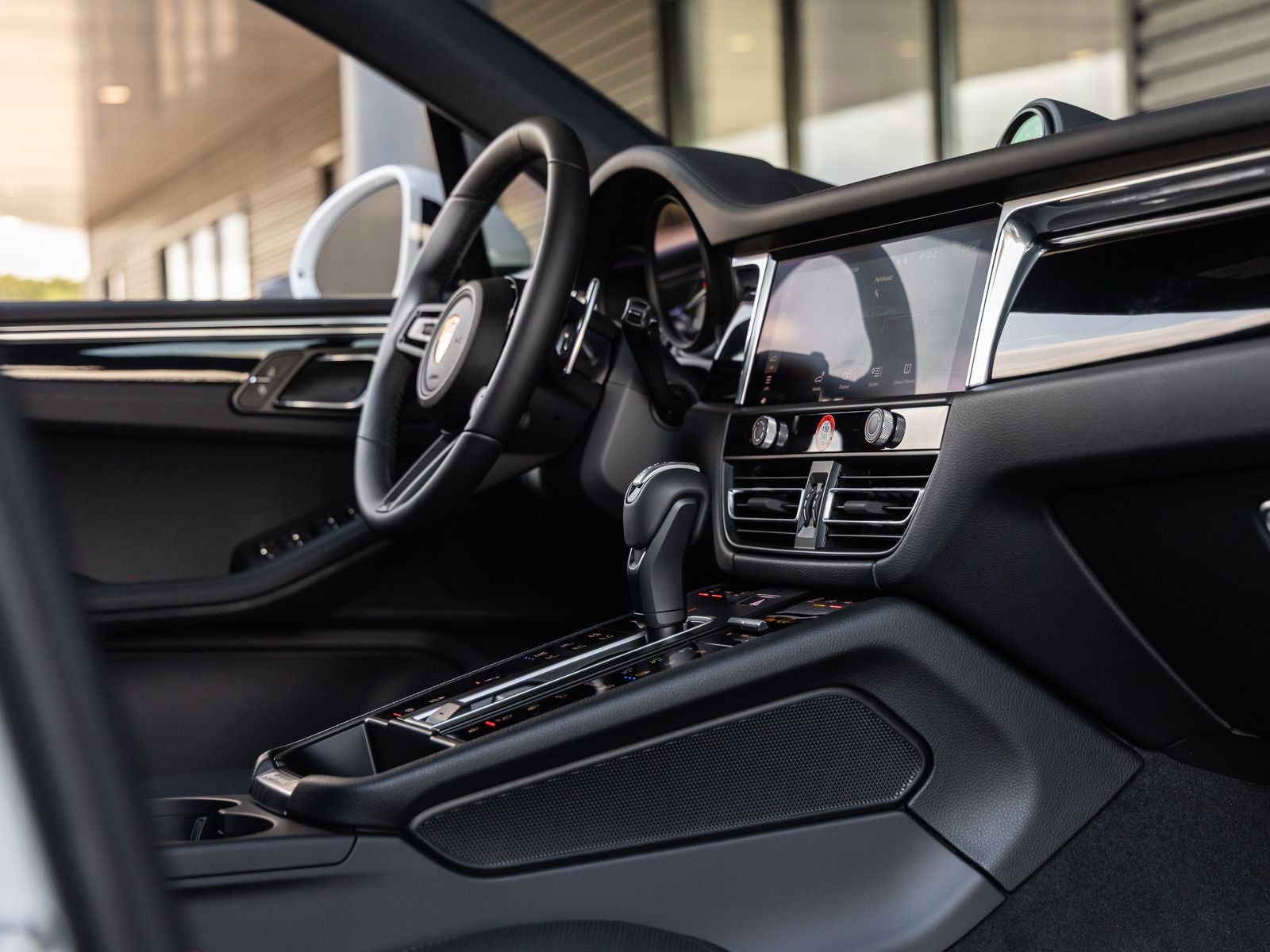 2026 Porsche Macan Macan S
