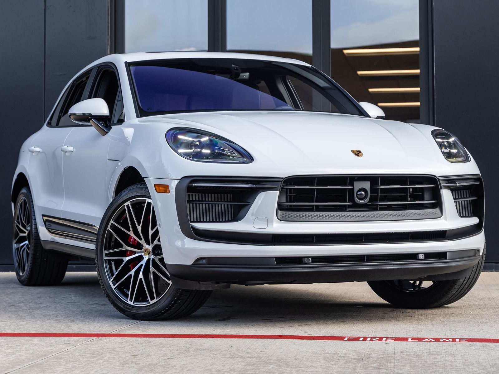 2026 Porsche Macan Macan S