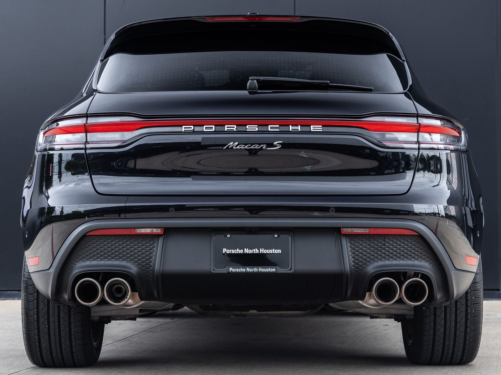 2022 Porsche Macan S