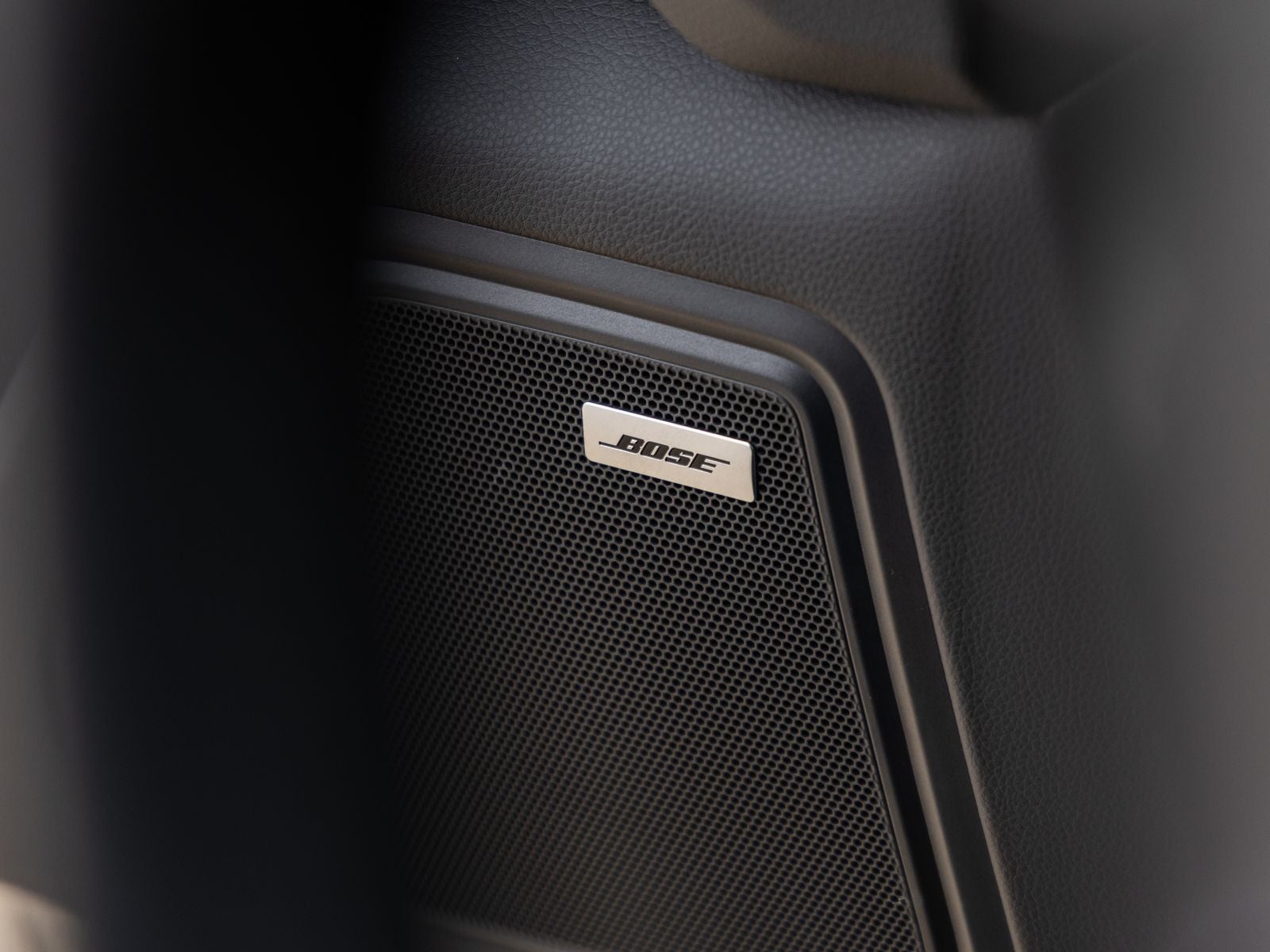 2022 Porsche Macan S