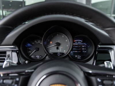 2022 Porsche Macan S
