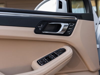 2026 Porsche Macan Macan S