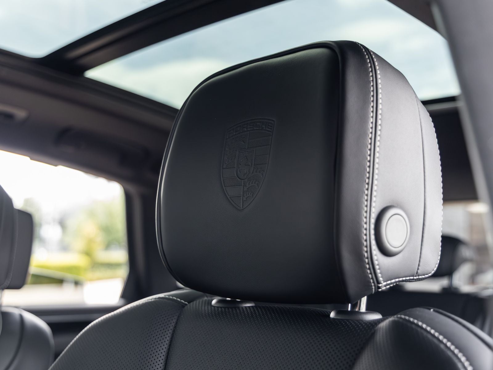 2026 Porsche Macan S