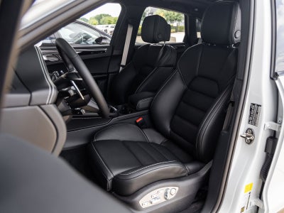 2026 Porsche Macan S