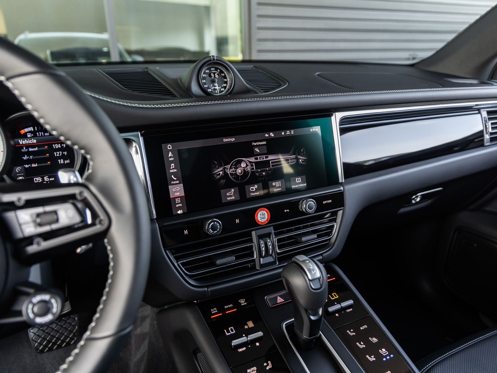 2026 Porsche Macan Macan S
