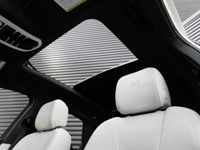 2022 Porsche Macan S