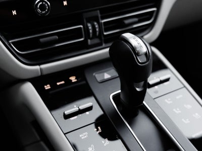 2022 Porsche Macan S